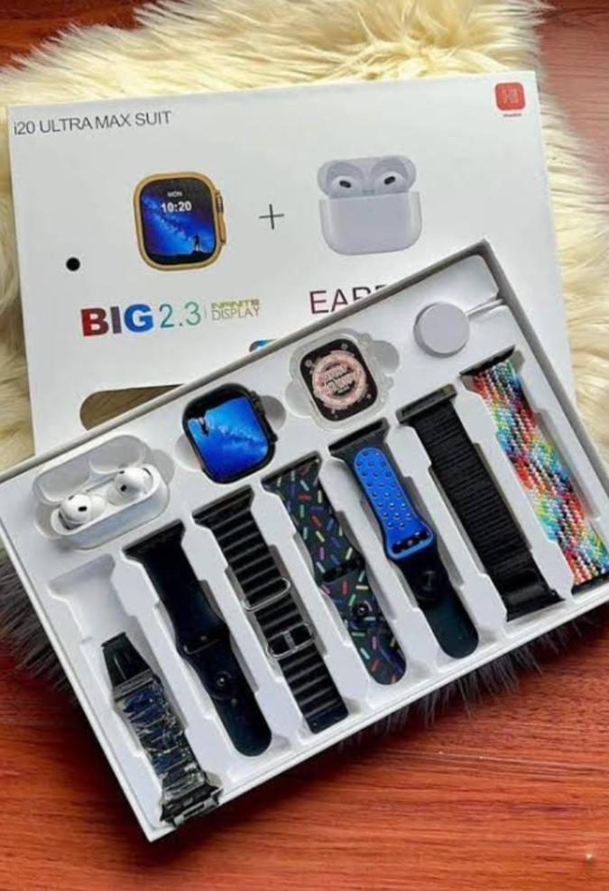 Smartwatch with Earbuds